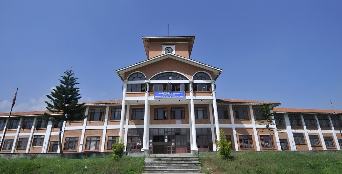 Court building